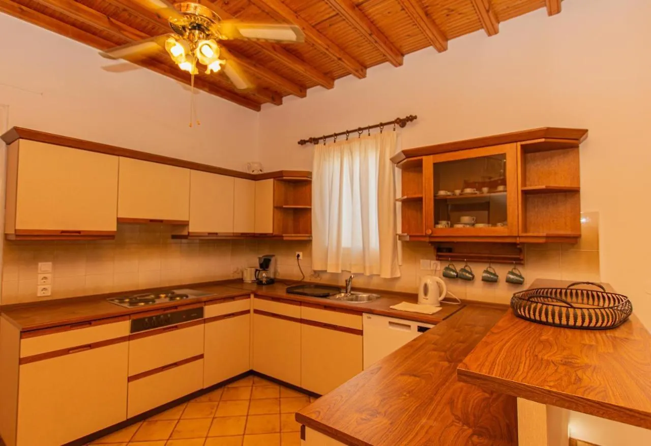 דירות Mykonos Town Anchor Αpartments יוון